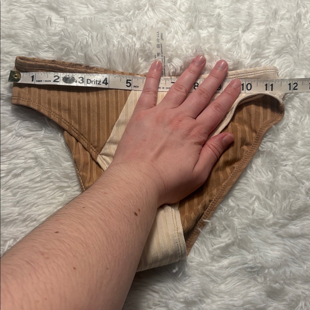 NWOT From Amazon Youth 10-11 Size Ribbed 2 Piece Cream And Light Tan Swim Set - Picture 10 of 13